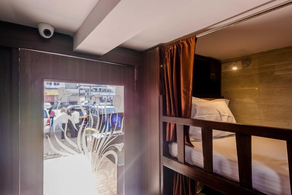 Awesome Dormitory Male Only Βομβάη Εξωτερικό φωτογραφία