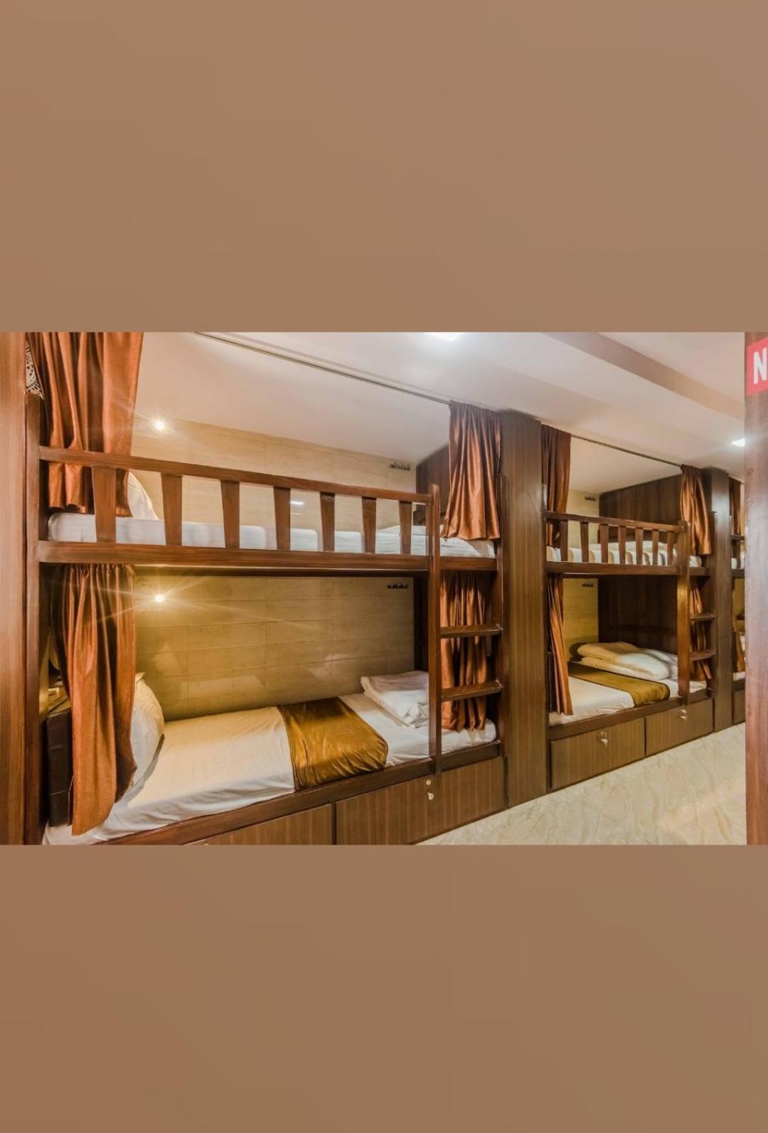 Awesome Dormitory Male Only Βομβάη Εξωτερικό φωτογραφία