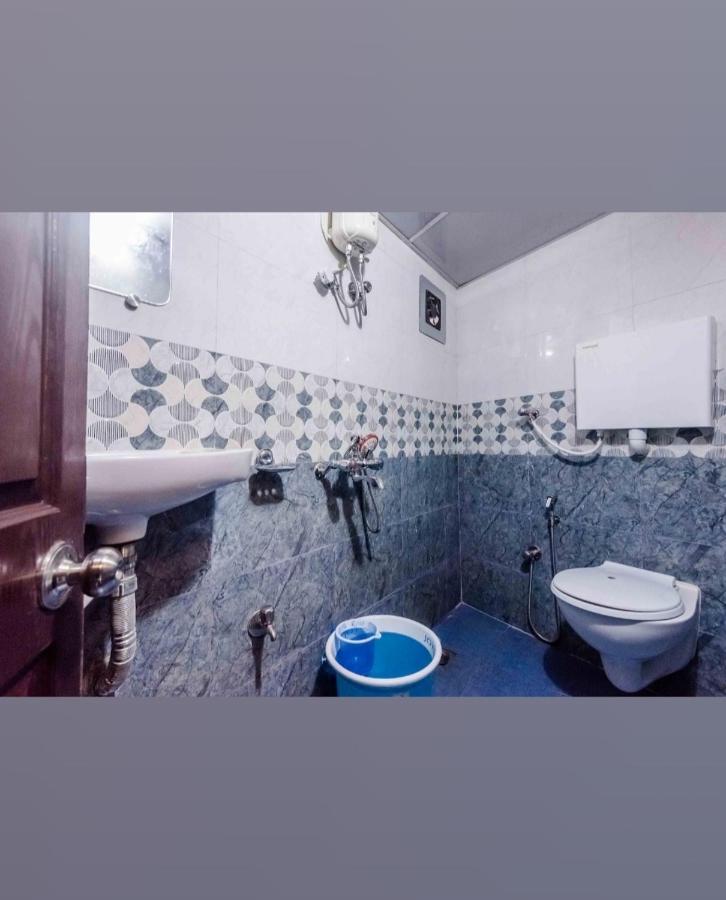 Awesome Dormitory Male Only Βομβάη Εξωτερικό φωτογραφία